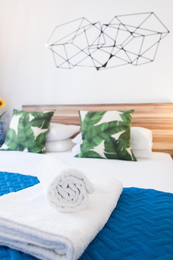 Mazi Rooms Venizelou Tesalonika Bagian luar foto