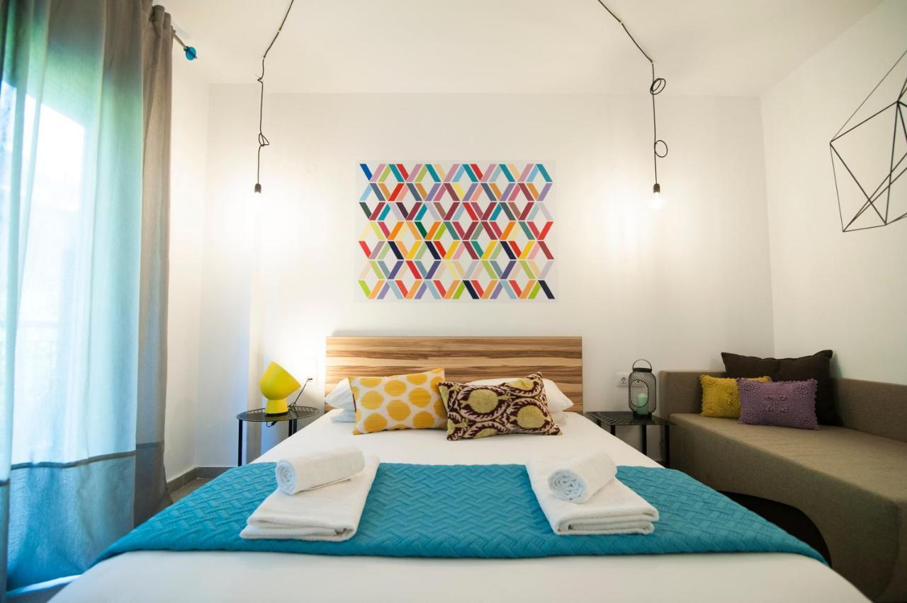 Mazi Rooms Venizelou Tesalonika Bagian luar foto